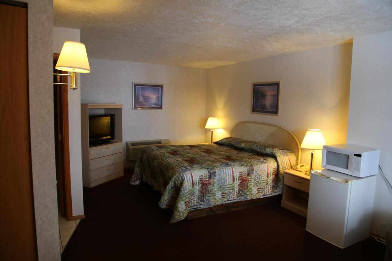 Gray Wolf Lodge Manistique Luaran gambar