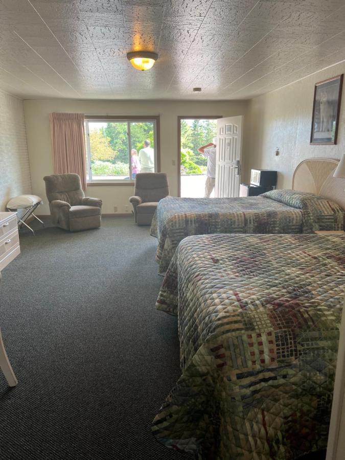 Gray Wolf Lodge Manistique Luaran gambar