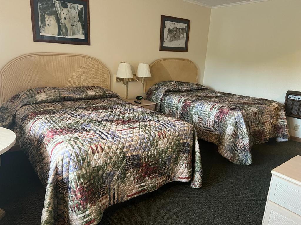 Gray Wolf Lodge Manistique Luaran gambar